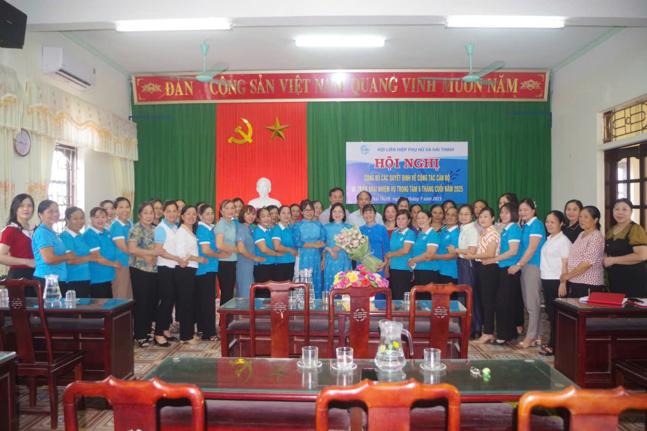 Hội LHPN xã Hải Thịnh, tỉnh Ninh Bình tổ chức hội nghị công bố các quyết định về công tác cán bộ và triển khai nhiệm vụ trọng tâm 6 tháng cuối năm 2025